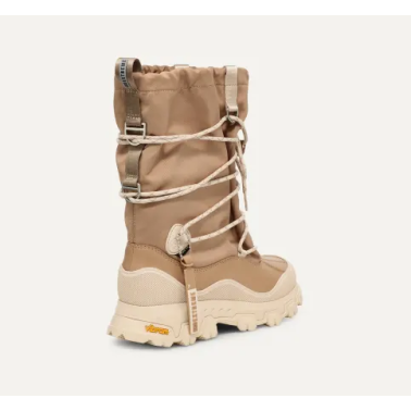 UGG W METROPEAK