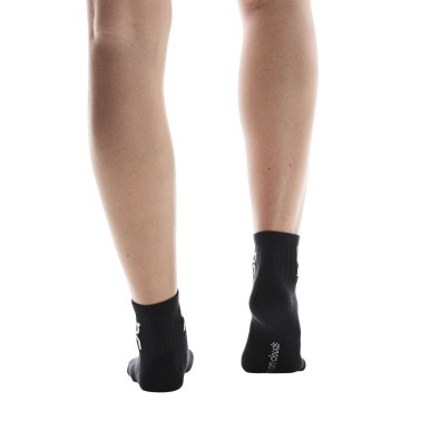 ON RUNNING LOGO SOCK MID 3P