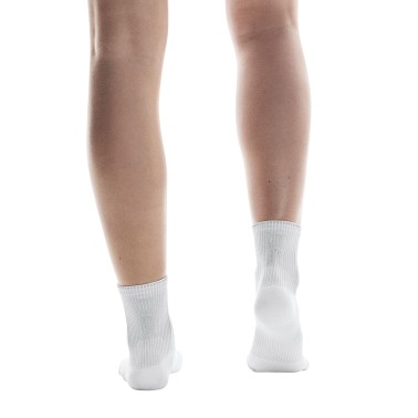 ON RUNNING PERFORMANCE RUN SOCK MID