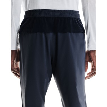 ON RUNNING TRACK PANTS