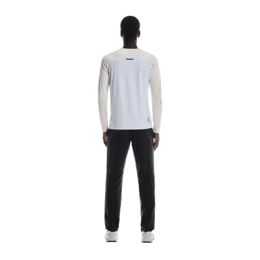 ON RUNNING TRACK PANTS