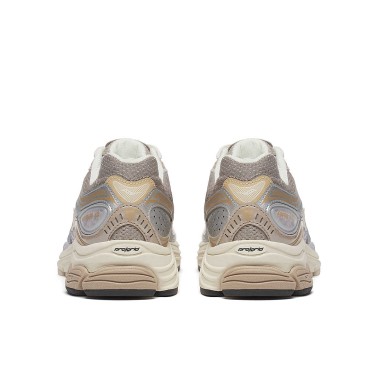 SAUCONY PROGRID OMNI 9