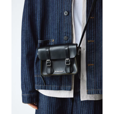 DR MARTENS 7" LEATHER SATCHER BLACK KIEV