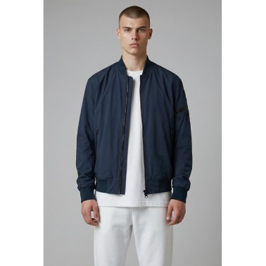BLAUER BOMBER RIBETEADO CON BOLSILLO PEQUEÑO YOUNG
