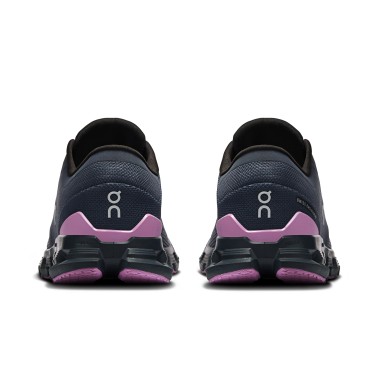 ON RUNNING CLOUD X 4