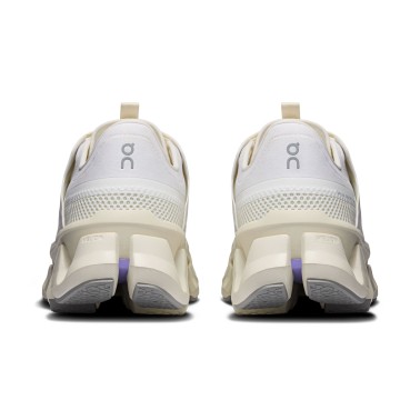 ON RUNNING CLOUDSWIFT AMP W