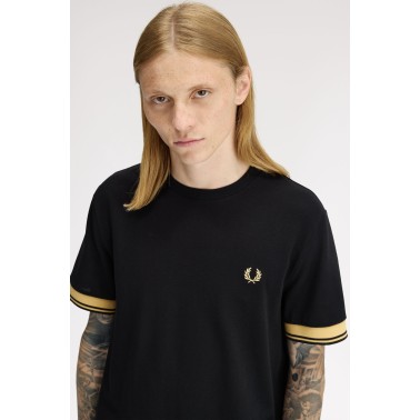 FRED PERRY TWIN TIPPED CUFF T-SHIRT