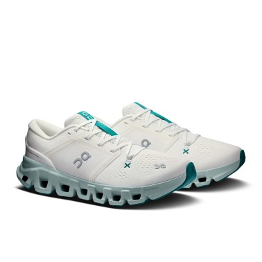 ON RUNNING CLOUD X 5 W