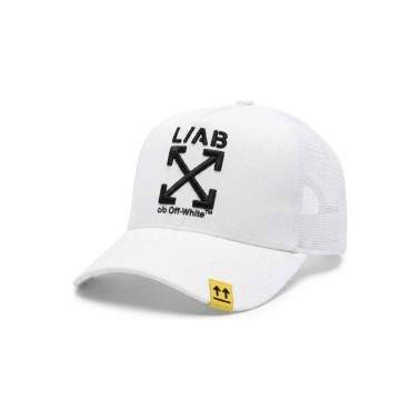 L/AB OFF WHITE CLAMP ARROWS CURVED BRIM TRUCKER CAP